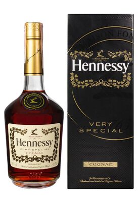 Коньяк Hennessy V.S. в коробці 0.7 л